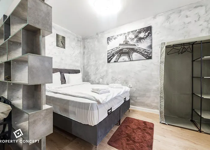 Apartment 724