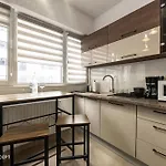 Apartamento 724 *